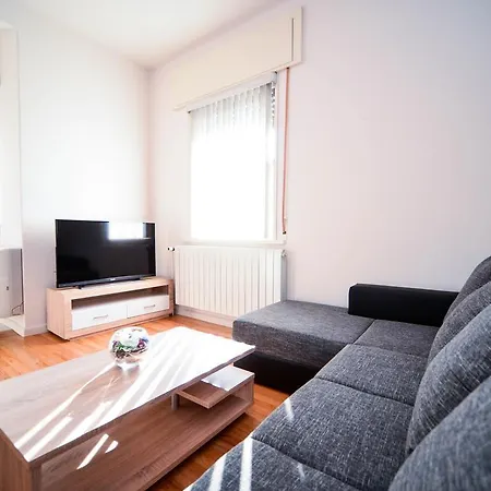 Sun Mijo Apartment